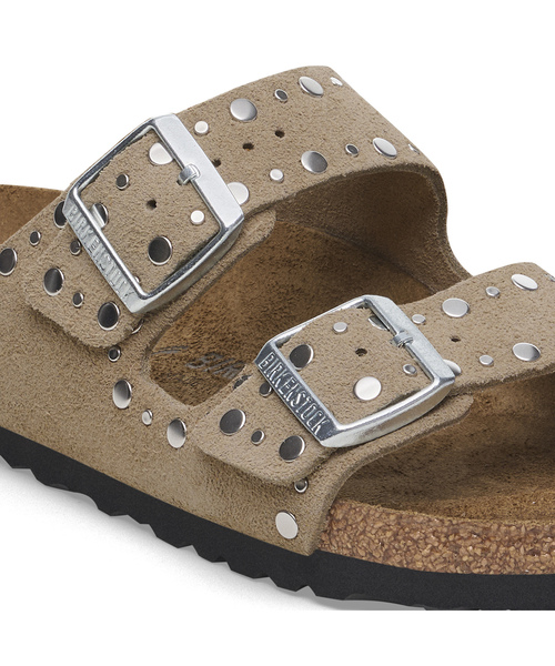U by SPICK&SPAN(ユーバイスピックアンドスパン)の「BIRKENSTOCK/ビルケンシュトック ARIZONA RIVET narrow(サンダル・レディース・ベージュ・23cm/24cm/24.5cm/25cm)」の2枚目の写真