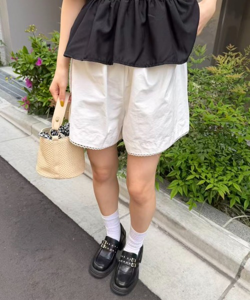 mebole（メボレ）の「ハイウエストレースショートパンツ（その他パンツ・レディース・ブラック/ホワイト・FREE）」の5枚目の写真