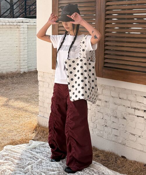 ITZAVIBE(イッザバイブ)の「LACE LAYERED WIDE PANTS - BURGUNDY(その他パンツ・レディース・その他・MEDIUM/LARGE)」の7枚目の写真