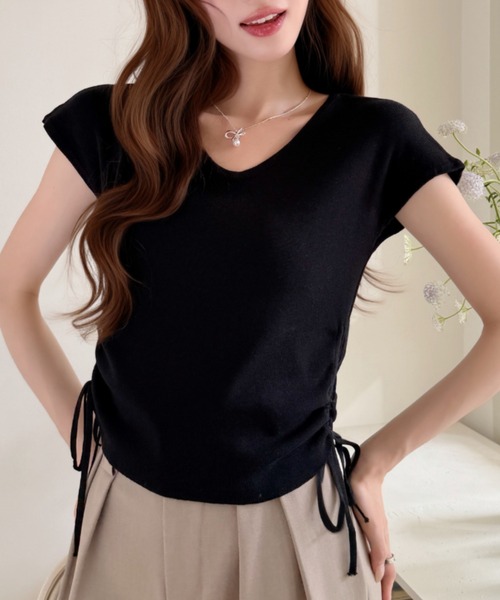 Ada.(エイダ)の「サイドドロスト Vネック フレンチスリーブ カットソー ◎(Tシャツ/カットソー・レディース・ブラック/ホワイト×ブラック/ホワイト・FREE)」の12枚目の写真