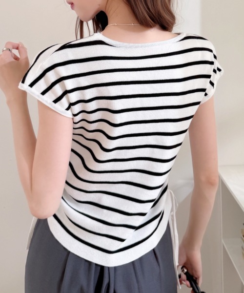 Ada.(エイダ)の「サイドドロスト Vネック フレンチスリーブ カットソー ◎(Tシャツ/カットソー・レディース・ブラック/ホワイト×ブラック/ホワイト・FREE)」の15枚目の写真