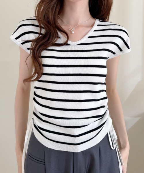 Ada.(エイダ)の「サイドドロスト Vネック フレンチスリーブ カットソー ◎(Tシャツ/カットソー・レディース・ブラック/ホワイト×ブラック/ホワイト・FREE)」の18枚目の写真