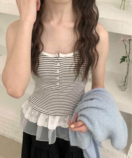 kirakiraShop(キラキラショップ)の「裾レース フリル カップ付き キャミソール(キャミソール・レディース・ブラック系その他/ブラック/ホワイト系その他/ホワイト・FREE)」の2枚目の写真