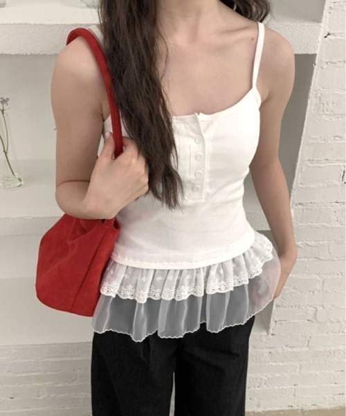 kirakiraShop(キラキラショップ)の「裾レース フリル カップ付き キャミソール(キャミソール・レディース・ブラック系その他/ブラック/ホワイト系その他/ホワイト・FREE)」の7枚目の写真