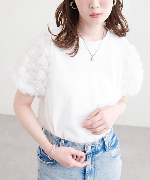 natural couture（ナチュラルクチュール）の「フラワーレースパフスリーブT（Tシャツ/カットソー・レディース・オフホワイト/ブラック・FREE）」の15枚目の写真