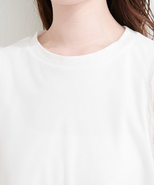 natural couture（ナチュラルクチュール）の「フラワーレースパフスリーブT（Tシャツ/カットソー・レディース・オフホワイト/ブラック・FREE）」の5枚目の写真