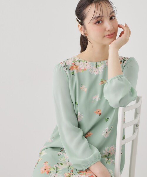 Sunauna(スーナウーナ)の「【co creation and yours/SS~L】多色花柄プリントワンピース(ワンピース・レディース・グリーン系その他2/ネイビー系/パープル系5・40/38/36/34)」の7枚目の写真