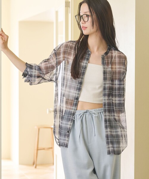 BEAUTY&YOUTH UNITED ARROWS(ビューティーアンドユースユナイテッドアローズ)の「【WEB限定】オンブレーチェック シアーバンドカラーシャツ ウォッシャブル(シャツ/ブラウス・レディース・ブラウン/ブラック・FREE)」の5枚目の写真