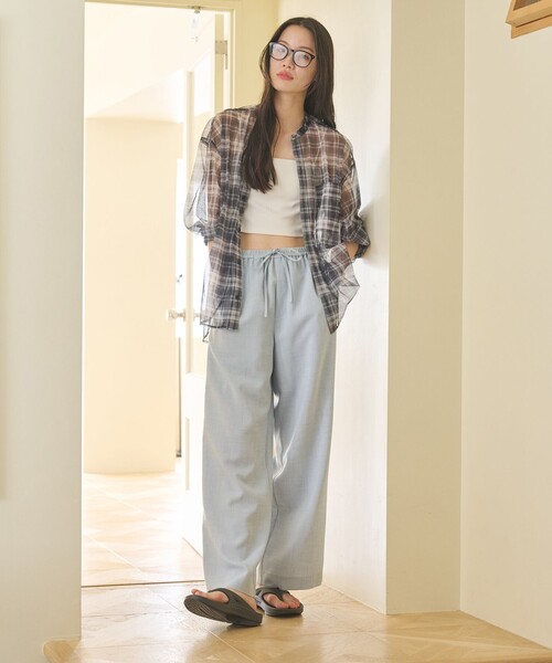 BEAUTY&YOUTH UNITED ARROWS(ビューティーアンドユースユナイテッドアローズ)の「【WEB限定】オンブレーチェック シアーバンドカラーシャツ ウォッシャブル(シャツ/ブラウス・レディース・ブラウン/ブラック・FREE)」の7枚目の写真