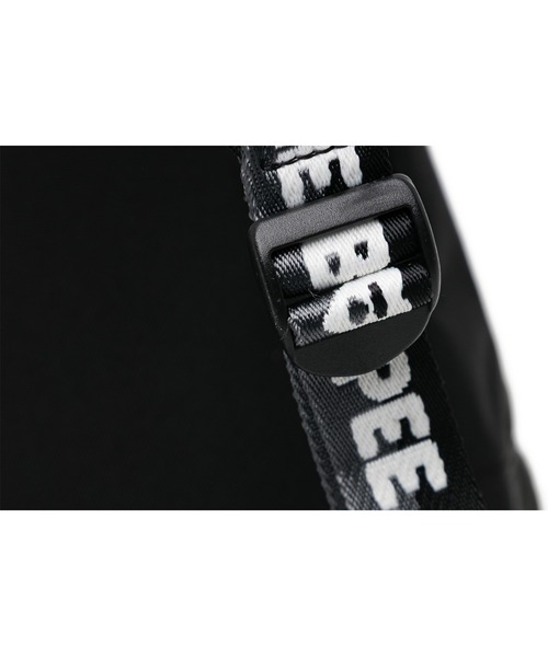 APEE BY A BATHING APE（エイピーバイアベイシングエイプ）の「HEART BADGE BACKPACK（バックパック/リュック・レディース・ブルー/レッド/ブラック・FREE）」の10枚目の写真