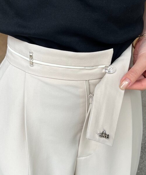 CAPRICIEUX LE'MAGE(カプリシューレマージュ)の「ワイドベルト1タックパンツ(その他パンツ・レディース・グレー/ホワイト系その他/ブラック・36/38/PS)」の20枚目の写真