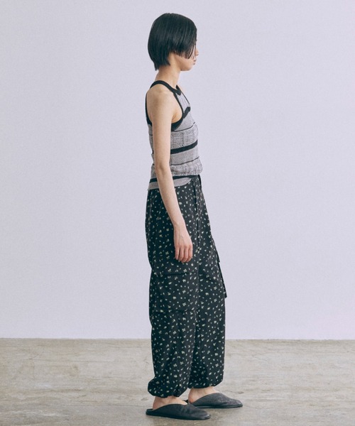 EN NEUME(エンノイム)の「Sheer Stripe Racerback Knit Camisole(キャミソール・レディース・ベージュ/グレー/バーガンディー・FREE)」の21枚目の写真