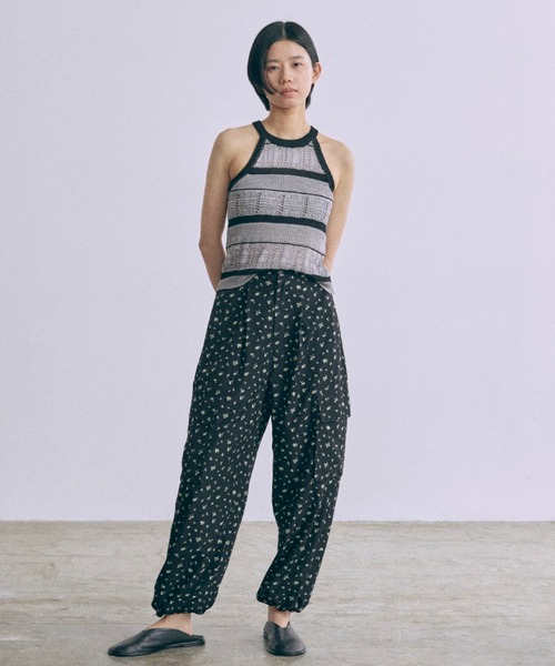 EN NEUME(エンノイム)の「Sheer Stripe Racerback Knit Camisole(キャミソール・レディース・ベージュ/グレー/バーガンディー・FREE)」の20枚目の写真