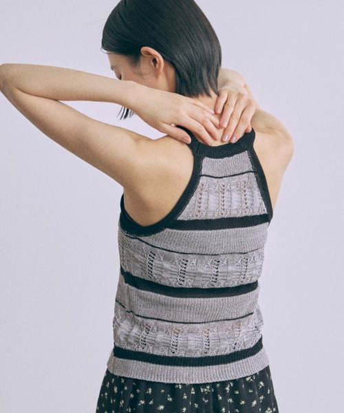 EN NEUME(エンノイム)の「Sheer Stripe Racerback Knit Camisole(キャミソール・レディース・ベージュ/グレー/バーガンディー・FREE)」の12枚目の写真