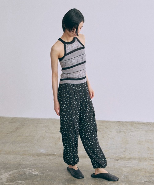 EN NEUME(エンノイム)の「Sheer Stripe Racerback Knit Camisole(キャミソール・レディース・ベージュ/グレー/バーガンディー・FREE)」の11枚目の写真