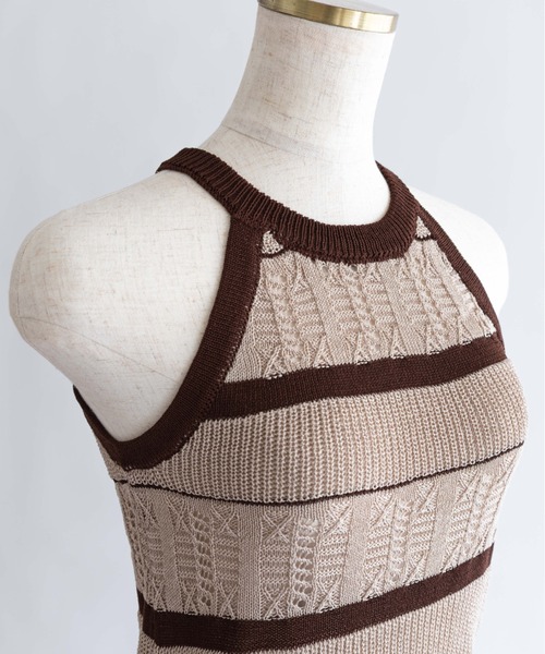 EN NEUME(エンノイム)の「Sheer Stripe Racerback Knit Camisole(キャミソール・レディース・ベージュ/グレー/バーガンディー・FREE)」の4枚目の写真