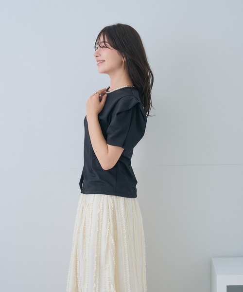 Neige(ネージュ)の「フォルムスリーブカットソー(Tシャツ/カットソー・レディース・ホワイト/ブラック・ONE SIZE)」の17枚目の写真