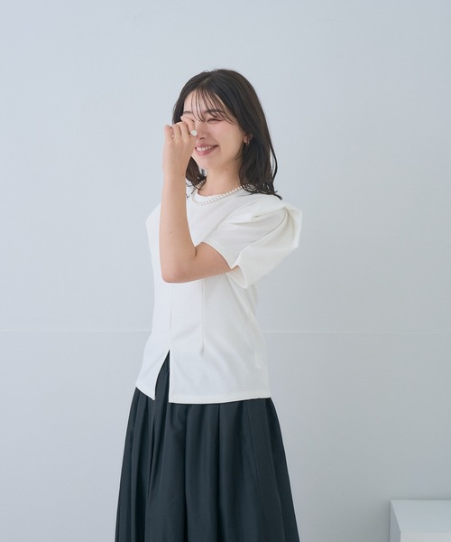 Neige(ネージュ)の「フォルムスリーブカットソー(Tシャツ/カットソー・レディース・ホワイト/ブラック・ONE SIZE)」の21枚目の写真
