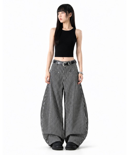 inst.ALL(インストール)の「ヒッコリーストライプデニムワイドパンツ(デニムパンツ・レディース・ブラック×ホワイト・S/M)」の8枚目の写真