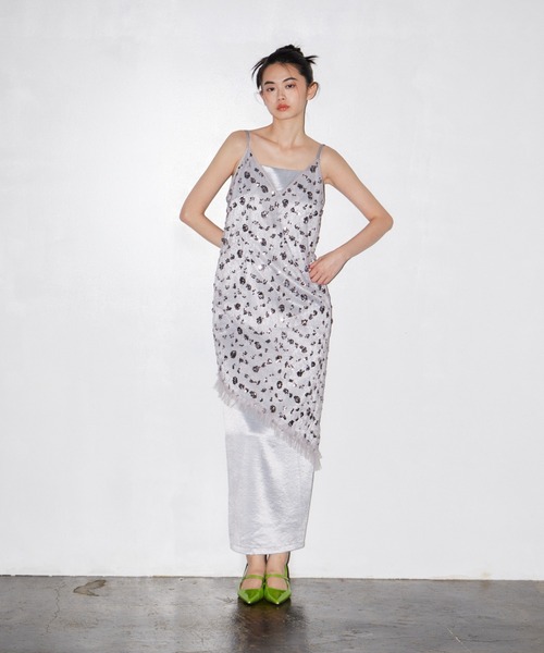ANDRESD（アンドレスド）の「フラワースパンコールキャミドレス / flower spangle cami dress（ドレス・レディース・イエロー/ブラック/オフホワイト/シルバー/ピンク/アイボリー・L/M）」の6枚目の写真