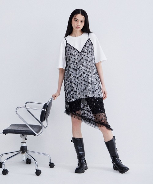 ANDRESD（アンドレスド）の「フラワースパンコールキャミドレス / flower spangle cami dress（ドレス・レディース・イエロー/ブラック/オフホワイト/シルバー/ピンク/アイボリー・L/M）」の3枚目の写真