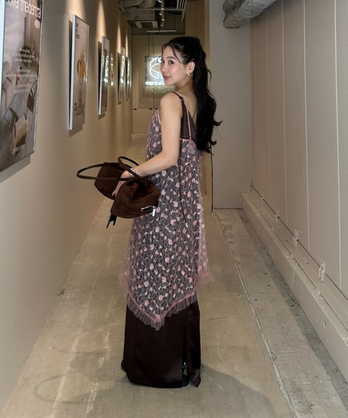 ANDRESD（アンドレスド）の「フラワースパンコールキャミドレス / flower spangle cami dress（ドレス・レディース・イエロー/ブラック/オフホワイト/シルバー/ピンク/アイボリー・L/M）」の8枚目の写真