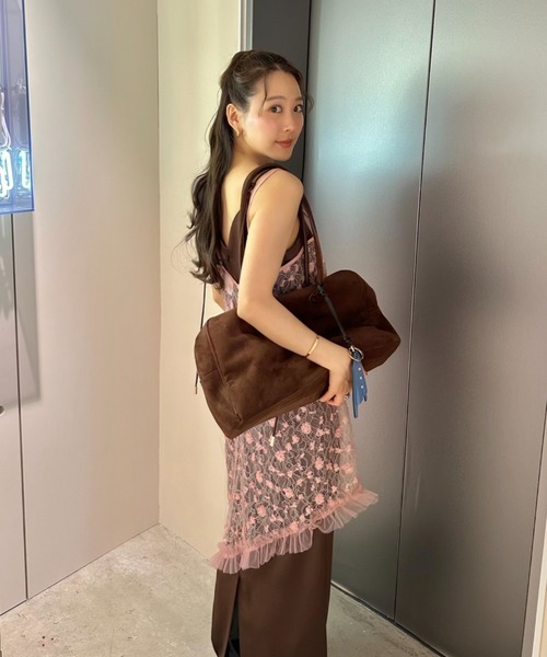 ANDRESD（アンドレスド）の「フラワースパンコールキャミドレス / flower spangle cami dress（ドレス・レディース・イエロー/ブラック/オフホワイト/シルバー/ピンク/アイボリー・L/M）」の7枚目の写真