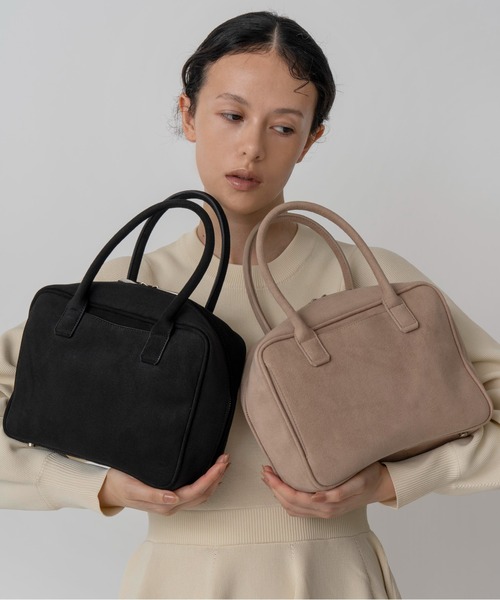 LE VERNIS(ル・ベルニ)の「LE VERNIS(ル・ベルニ)Suede boston bag(ボストンバッグ・レディース・ベージュ/ブラック・FREE)」の22枚目の写真