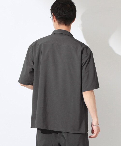 THE SHOP TK (ザ ショップ ティーケー )の「クールウェザー 半袖シャツ 接触冷感/洗濯機OK/セットアップ可(シャツ/ブラウス・メンズ・ライトベージュ/ライトグレー/チャコールグレー・04/03/02)」の6枚目の写真
