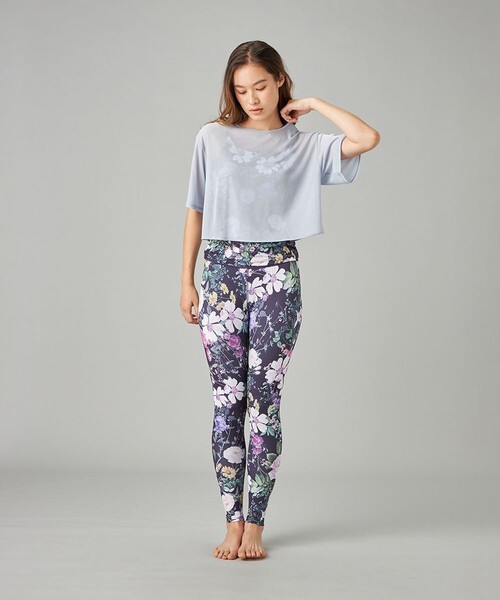 Chacott(チャコット)の「ローズガーデンプリントレギンス(その他パンツ・レディース・ホワイト/ブラック・M)」の15枚目の写真