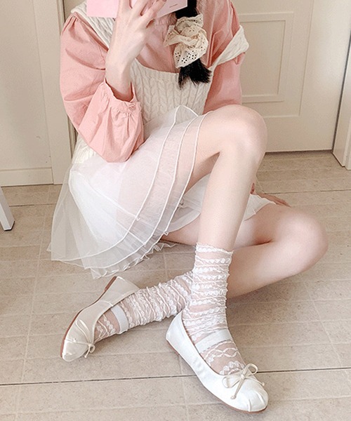HOOK(フック)の「HOOK for girls レース ランダムボーダー シアーソックス ミドル丈 靴下(レッグウォーマー・レディース・グレー/ブラック/ホワイト/ライトベージュ・FREE)」の12枚目の写真