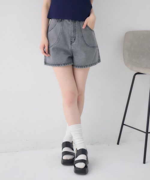 ems excite(エムズエキサイト)の「【2サイズ展開】切替デニムショートパンツ(デニムパンツ・レディース・ブラック/ブルー系その他5/ライトブルー・SMALL/MEDIUM)」の20枚目の写真