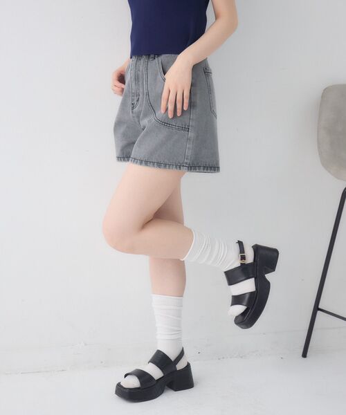 ems excite(エムズエキサイト)の「【2サイズ展開】切替デニムショートパンツ(デニムパンツ・レディース・ブラック/ブルー系その他5/ライトブルー・SMALL/MEDIUM)」の19枚目の写真