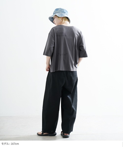zootie(ズーティー)の「オークール バックプリントTEE(Tシャツ/カットソー・レディース・チャコール・フリー)」の3枚目の写真