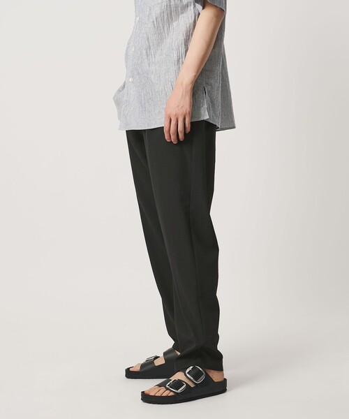 UNITED ARROWS(ユナイテッドアローズ)の「DotAir ドットエア 1プリーツ テーパード パンツ 吸水速乾 タテストレッチ(スラックス・メンズ・ダークブラウン/ブラック・L/XL/M/S)」の6枚目の写真