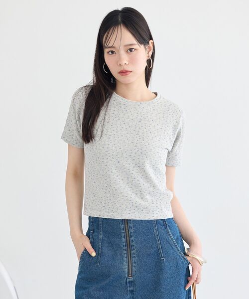earth music&ecology(アースミュージックアンドエコロジー)の「アイレットミニ裏毛Tシャツ(Tシャツ/カットソー・レディース・ネイビー/オフホワイト/杢グレー・FREE)」の18枚目の写真