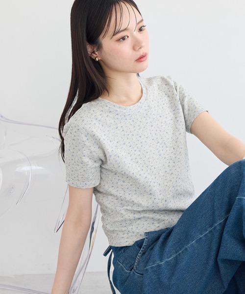 earth music&ecology(アースミュージックアンドエコロジー)の「アイレットミニ裏毛Tシャツ(Tシャツ/カットソー・レディース・ネイビー/オフホワイト/杢グレー・FREE)」の1枚目の写真