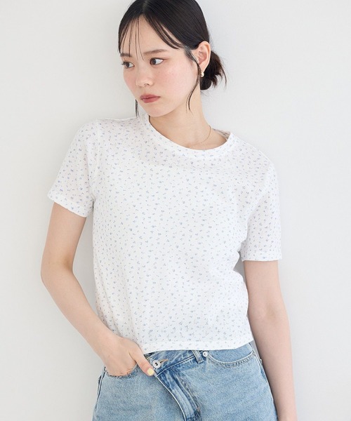 earth music&ecology(アースミュージックアンドエコロジー)の「アイレットミニ裏毛Tシャツ(Tシャツ/カットソー・レディース・ネイビー/オフホワイト/杢グレー・FREE)」の2枚目の写真
