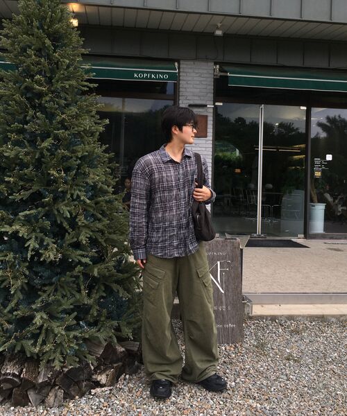 DNSR(ディーエヌエスアール)の「ライトサマーチェックシャツ ネイビー(シャツ/ブラウス・メンズ・その他・MEDIUM/LARGE/X-LARGE/SMALL)」の9枚目の写真