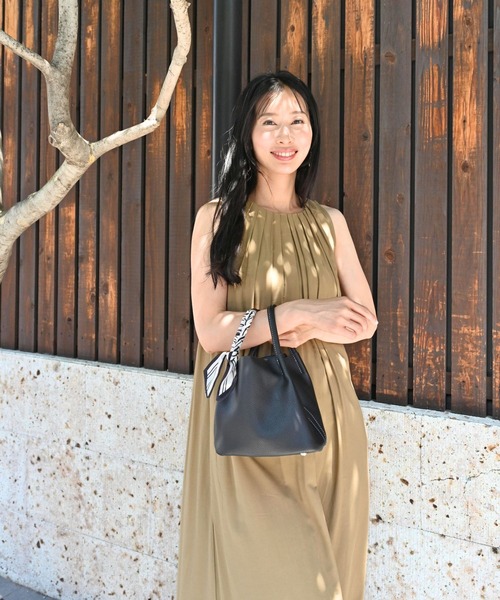 Ehre style（エーレスタイル）の「コンパクト×大容量 愛されキューブ鞄 おまけスカーフ付き（ハンドバッグ・レディース・ブラウン/ブラック/グレイッシュベージュ・FREE）」の9枚目の写真