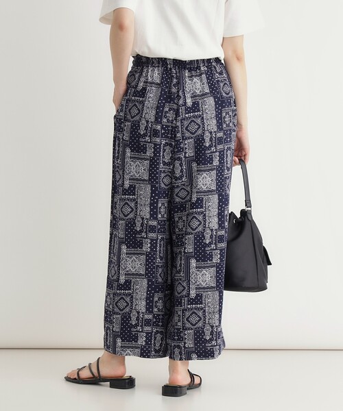 HONEYSUCKLE ROSE(ハニーサックルローズ)の「ペイズリー柄イージーパンツ(その他パンツ・レディース・ダークブラウン系/ネイビー系・05/04)」の18枚目の写真