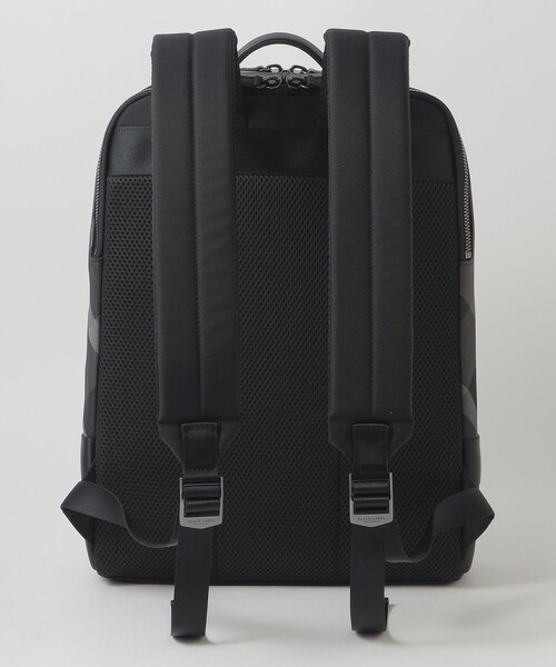 BLACK LABEL CRESTBRIDGE(ブラックレーベル・クレストブリッジ)の「ライトウェイトコーデュラバリスティックスマートバックパック(バックパック/リュック・メンズ・ブラック・FREE)」の4枚目の写真