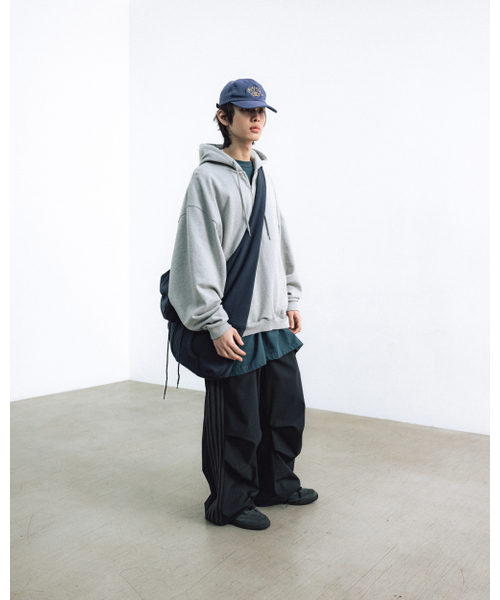 ANGLAN(アングラン)の「Parachute Wide Track Pants - Black(スウェットパンツ・メンズ・その他・ONE SIZE)」の5枚目の写真