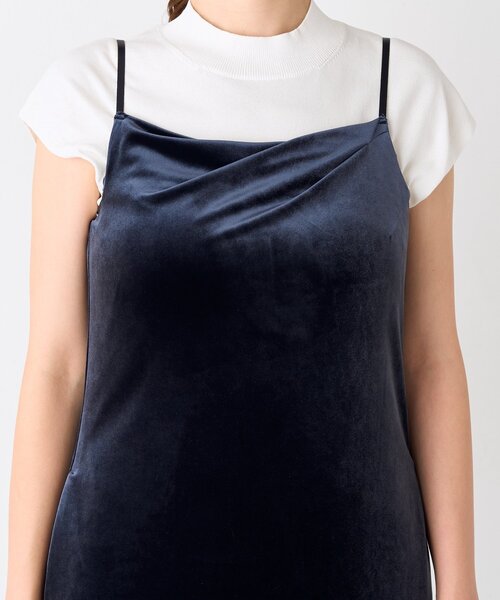 La boutique BonBon（ラブティックボンボン）の「ベロアキャミワンピース（ワンピース・レディース・ネイビー/ブラック・38/36）」の11枚目の写真