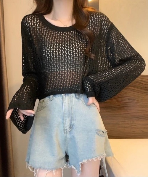 Beststore（ベストストア）の「かぎ針風 メッシュニット トップス シースルー ショート丈 ボリューム袖 透け感 クルーネック（ニット/セーター・レディース・ホワイト/ブルー/イエロー/ブラック/ピンク/アイボリー・FREE）」の7枚目の写真