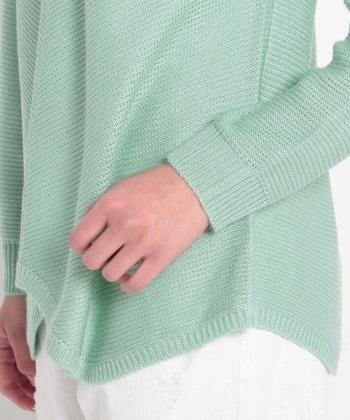 THE SHOP TK （ザ ショップ ティーケー ）の「イレギュラーヘムVネックニット（ニット/セーター・レディース・ブルー/ホワイト/グリーン・99）」の8枚目の写真