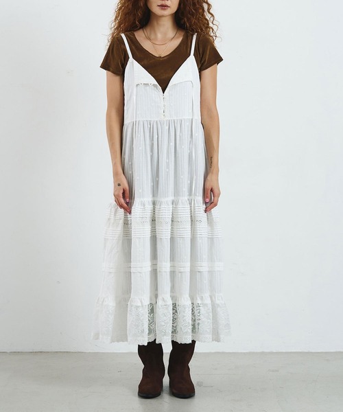 ROSE BUD(ローズバッド)の「mag.by c/COTTON LACE CAMISOLE DRESS(ワンピース・レディース・ホワイト/ベージュ・ONE SIZE)」の1枚目の写真