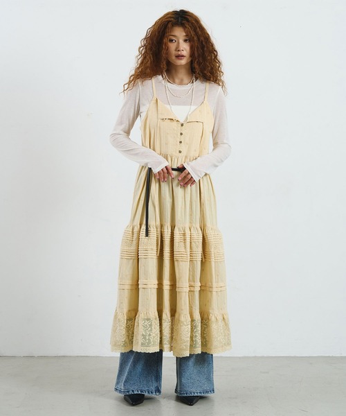 ROSE BUD(ローズバッド)の「mag.by c/COTTON LACE CAMISOLE DRESS(ワンピース・レディース・ホワイト/ベージュ・ONE SIZE)」の12枚目の写真