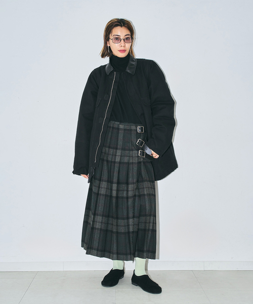Dickies(ディッキーズ)の「DICKIES 別注 DUCK ジャケット(その他アウター・レディース・ブラック/アイボリー・SMALL/MEDIUM)」の14枚目の写真