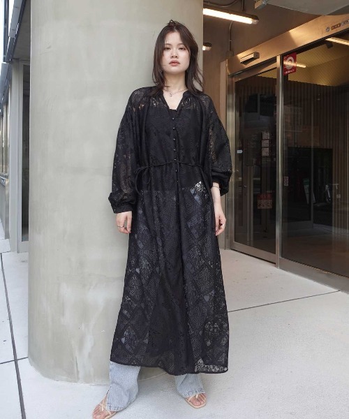 CORNERS(コーナーズ)の「ブロックレースボリュームスリーブワンピース(ワンピース・レディース・ベージュ/ブラック/アイボリー/ホワイト・M)」の12枚目の写真